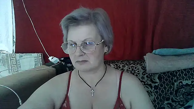 Snapshot of Gina_Marlyn chatting on 11, 2, 2026 Gina Marlyn online show from 11, 2, 2026