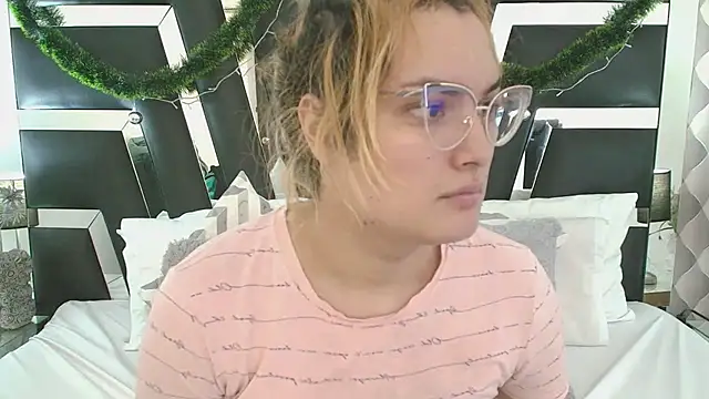 Snapshot of katya_kozlov chatting on 21, 1, 2025 katya kozlov online show from 21, 1, 2025