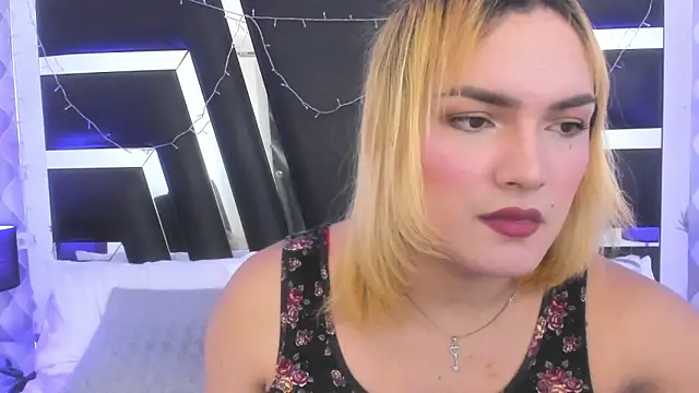 Snapshot of katya_kozlov chatting on 21, 9, 2025 katya kozlov online show from 21, 9, 2025