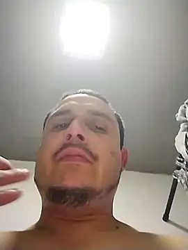 Snapshot of thickcocklatino chatting on 22, 12, 2024 thickcocklatino online show from 22, 12, 2024