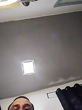 Snapshot of thickcocklatino chatting on 18, 2, 2025 thickcocklatino online show from 18, 2, 2025