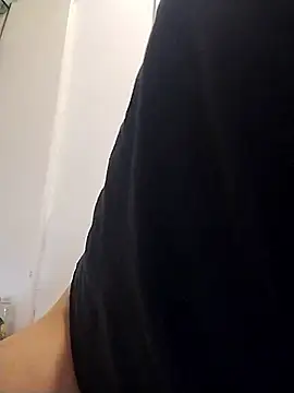 Snapshot of thickcocklatino chatting on 7, 1, 2026 thickcocklatino online show from 7, 1, 2026