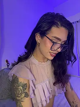 Samantha Bernardo online show from 28, 3, 2026