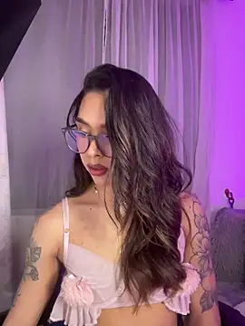 Samantha Bernardo online show from 31, 3, 2026