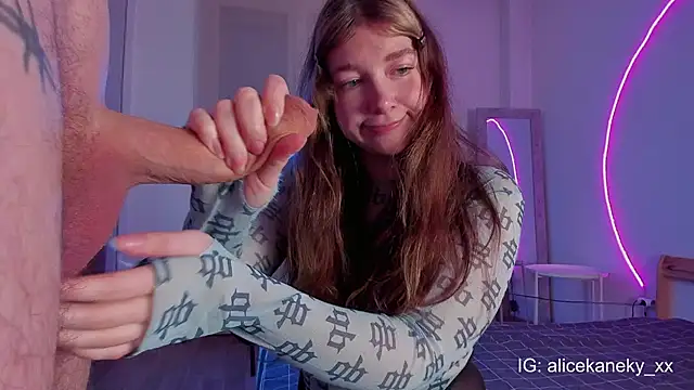 alicekaneky online show from 8, 2, 2026