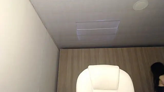 Snapshot of Selene93 chatting on 8, 3, 2025 Selene93 online show from 8, 3, 2025