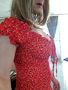 Snapshot of LanaSissy100 chatting on 9, 3, 2025 LanaSissy100 online show from 9, 3, 2025