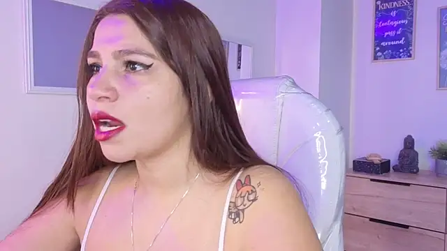 bluee hazell online show from 3, 12, 2025