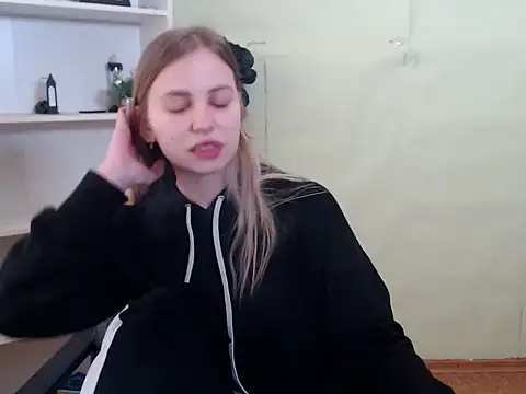 klerkarina online show from 18, 3, 2025