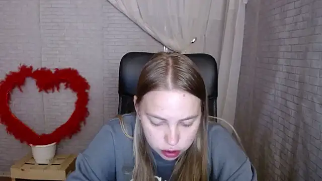 klerkarina online show from 7, 10, 2025