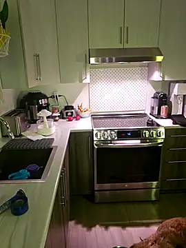 Ellie-L-Elizabeth online show from 14, 9, 2025