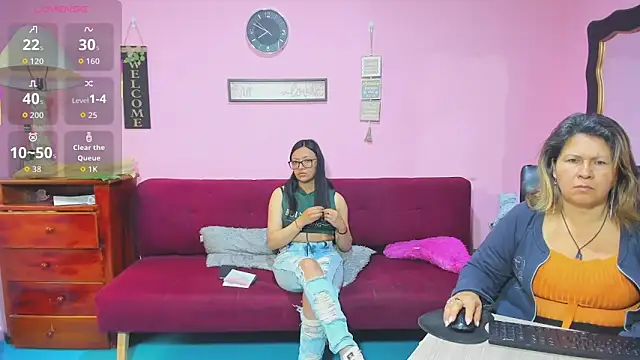 lesbiancuple online show from 20, 10, 2025