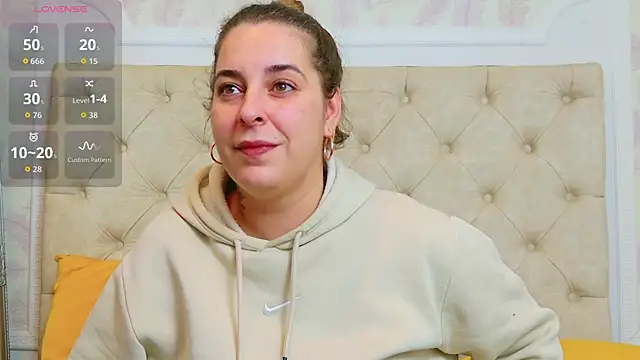 KarinaNoir online show from 7, 11, 2025