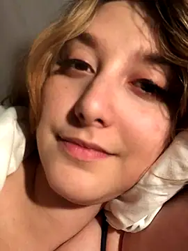 NaughtyRapunzel7 online show from 23, 9, 2025