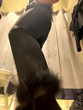 CrazzyChicks online show from 2, 12, 2024