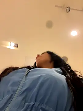 CrazzyChicks online show from 20, 9, 2025