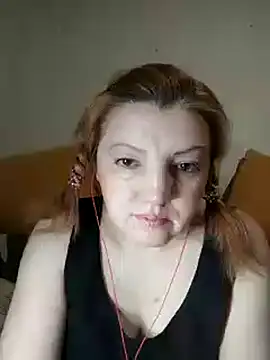 Snapshot of stefanyharper16 chatting on 8, 3, 2025 stefanyharper16 online show from 8, 3, 2025