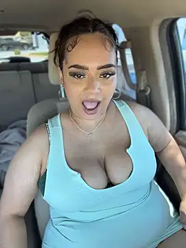 Snapshot of CarmelaAnthony chatting on 9, 7, 2026 CarmelaAnthony online show from 9, 7, 2026