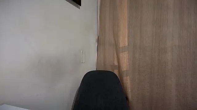 romeolovedark online show from 25, 3, 2026