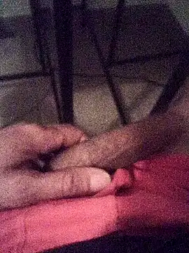 Snapshot of Invisiblesqz chatting on 18, 1, 2026 Invisiblesqz online show from 18, 1, 2026