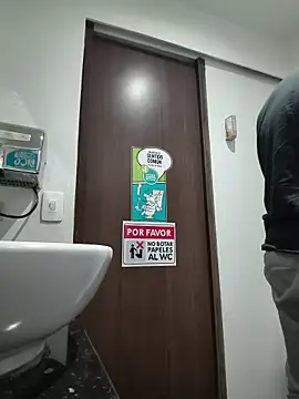 Snapshot of molok329 chatting on 13, 1, 2026 molok329 online show from 13, 1, 2026