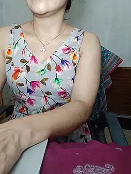 Snapshot of Chanchal--Navya chatting on 4, 7, 2026 Chanchal--Navya online show from 4, 7, 2026