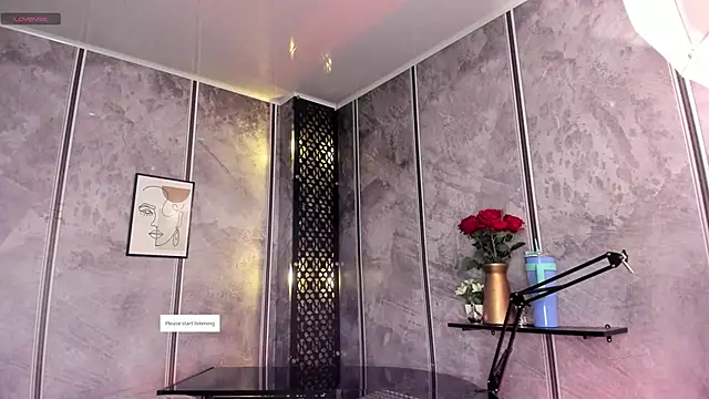 Amaraa Lewis online show from 18, 1, 2025