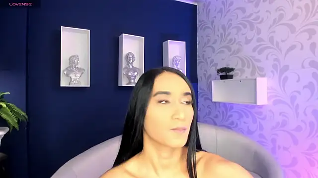 Amaraa Lewis online show from 17, 3, 2025