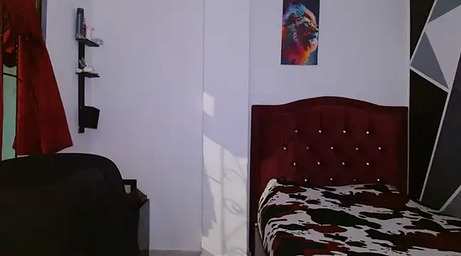 Snapshot of littlextreme chatting on 4, 12, 2024 littlextreme online show from 4, 12, 2024