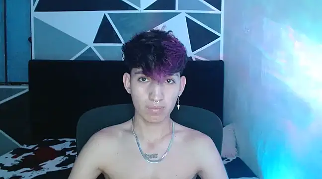 Snapshot of littlextreme chatting on 10, 12, 2024 littlextreme online show from 10, 12, 2024