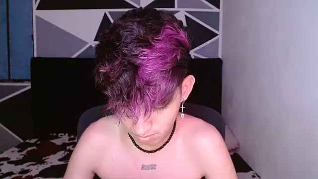 Snapshot of littlextreme chatting on 13, 12, 2024 littlextreme online show from 13, 12, 2024