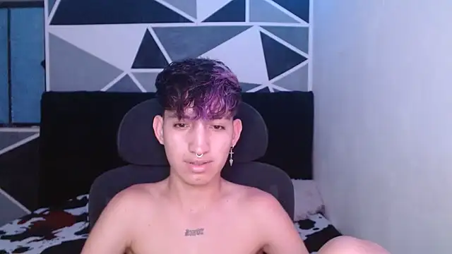 Snapshot of littlextreme chatting on 21, 12, 2024 littlextreme online show from 21, 12, 2024