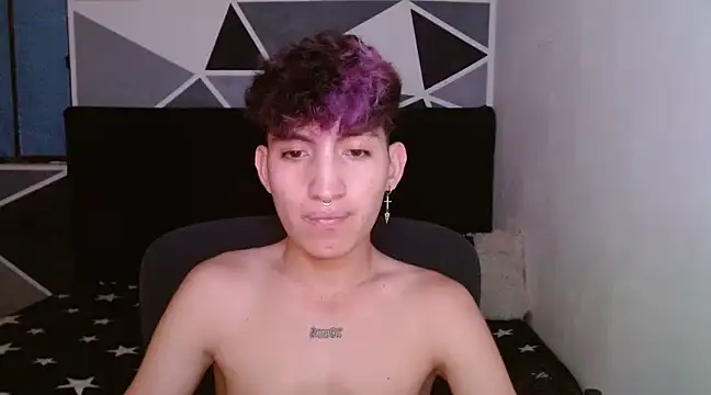 Snapshot of littlextreme chatting on 23, 12, 2024 littlextreme online show from 23, 12, 2024