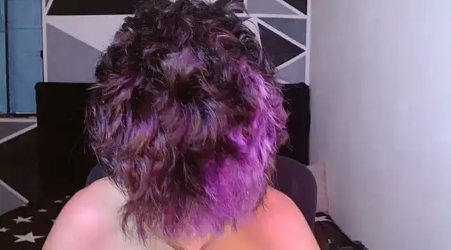 Snapshot of littlextreme chatting on 5, 1, 2025 littlextreme online show from 5, 1, 2025