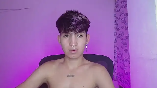 Snapshot of littlextreme chatting on 23, 2, 2025 littlextreme online show from 23, 2, 2025