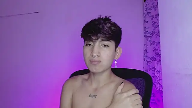 Snapshot of littlextreme chatting on 27, 2, 2025 littlextreme online show from 27, 2, 2025