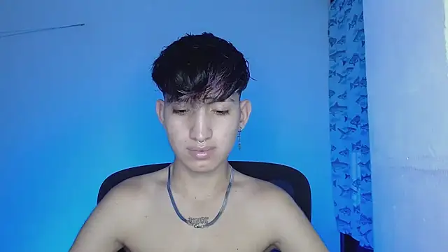 Snapshot of littlextreme chatting on 4, 3, 2025 littlextreme online show from 4, 3, 2025