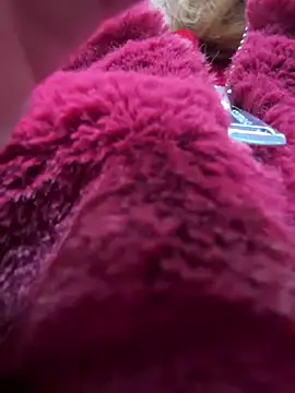 Snapshot of DaisyVibesss chatting on 7, 12, 2024 DaisyVibesss online show from 7, 12, 2024