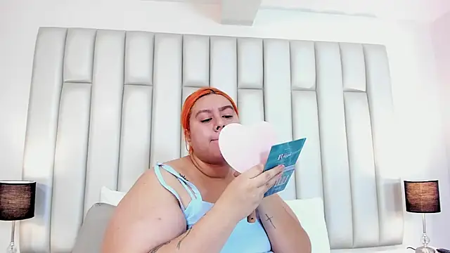 aandreaperez online show from 6, 3, 2025