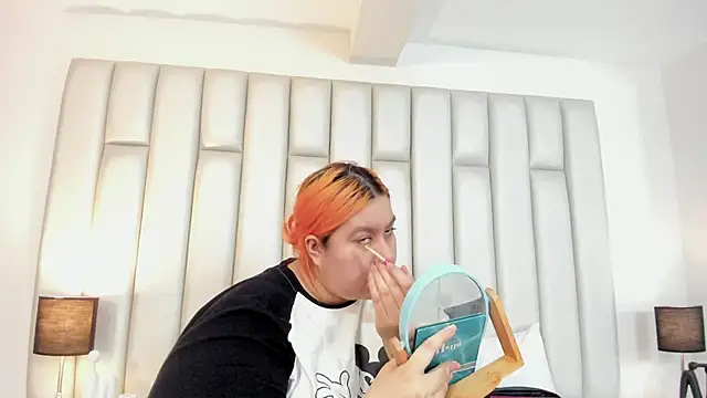 aandreaperez online show from 18, 10, 2025