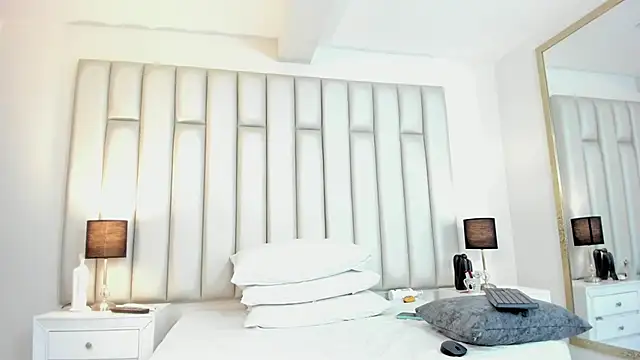 aandreaperez online show from 21, 11, 2025