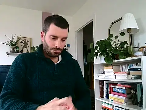 Snapshot of Simon-tem chatting on 8, 1, 2026 Simon-tem online show from 8, 1, 2026