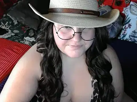 Snapshot of ThickBones chatting on 23, 1, 2025 ThickBones online show from 23, 1, 2025