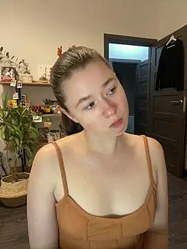 Snapshot of sweetest_pie chatting on 26, 2, 2025 sweetest pie online show from 26, 2, 2025