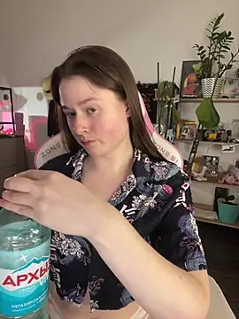 sweetest pie online show from 14, 4, 2026