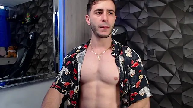 Snapshot of Latino_stud4u chatting on 17, 9, 2025 Latino stud4u online show from 17, 9, 2025