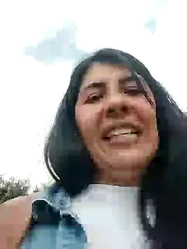 aisha latina online show from 6, 12, 2024