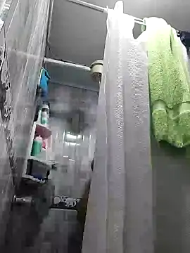 aisha latina online show from 6, 2, 2025