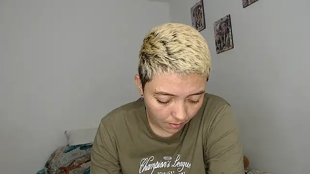 Snapshot of kathy_luisa chatting on 19, 2, 2026 kathy luisa online show from 19, 2, 2026