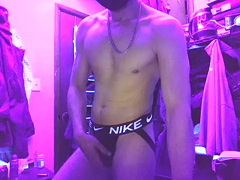 Snapshot of Cloudd_Kingg_Iceyyy chatting on 29, 6, 2026 Cloudd Kingg Iceyyy online show from 29, 6, 2026